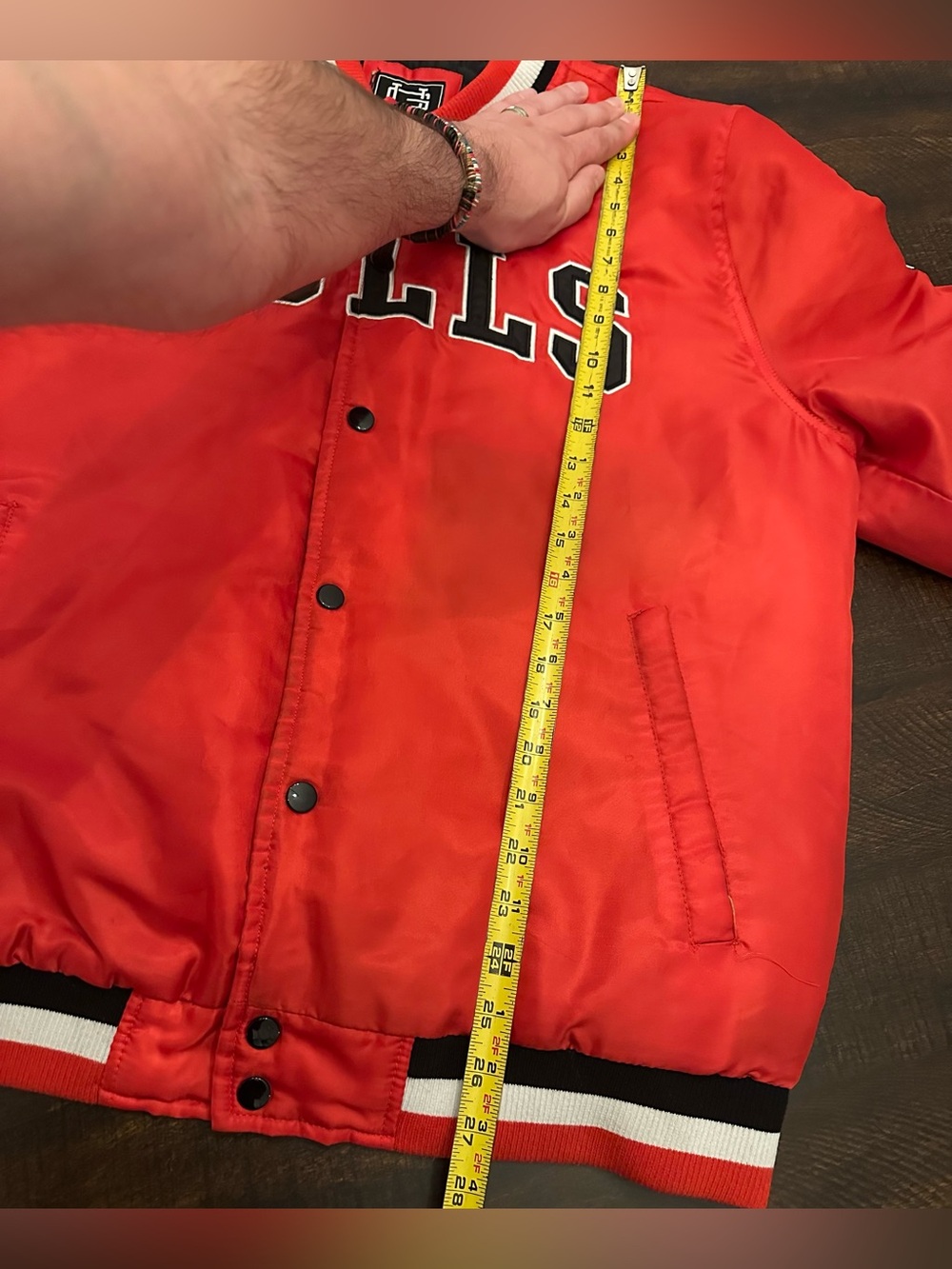 NBA Ultra Game Men's L Chicago Bulls Bomber Varsity Snap Up Jacket - Picture 5 of 14